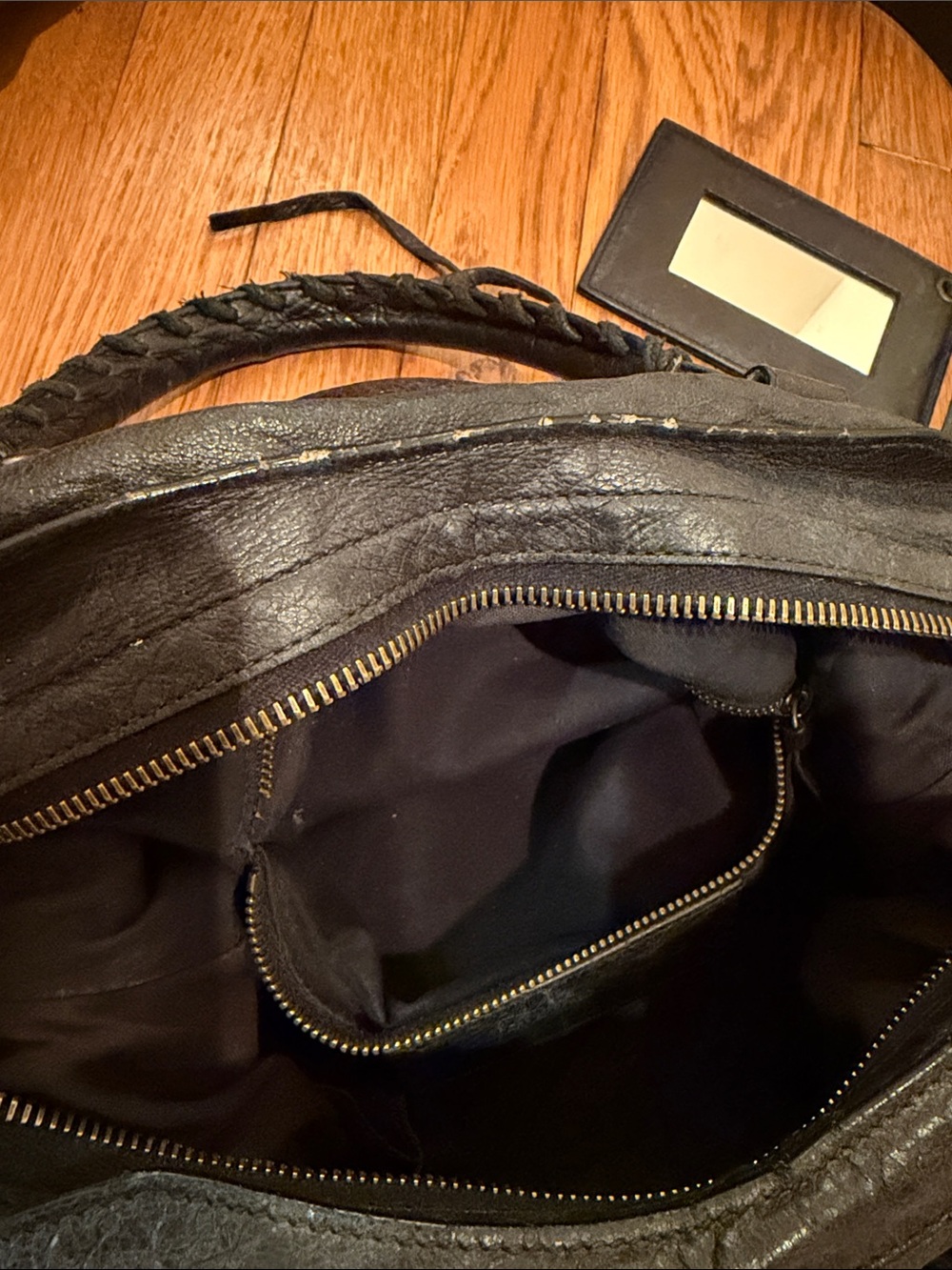 Balenciaga 100% authentic Black Town City Bag with crossbody strap & mirror - Picture 6 of 10